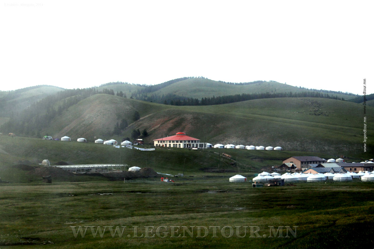 Фотография. Туристическая база Khangai Resort. Горячие источники Цэнхер. Архангайский аймак Монголии.