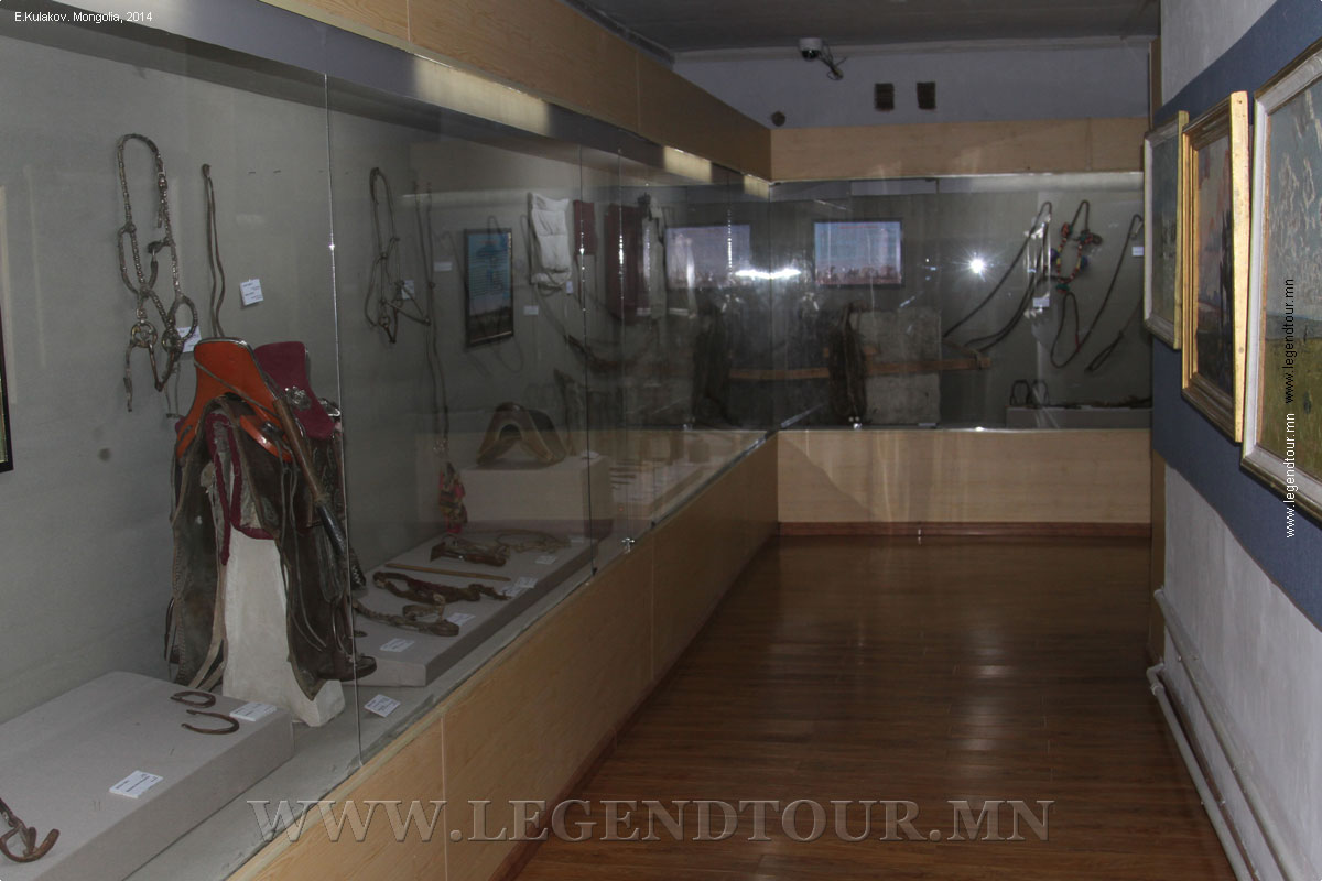 Фотография. Мандалговь. Краеведческий музей Средне-Гобийского (Дундговь) аймака.