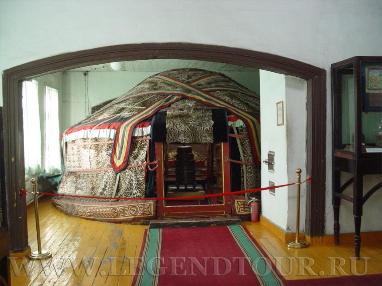Фотография. Леопардовая юрта. Дворец музей Богдо Хана