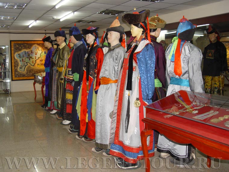 Фотография. Монгольский национальный музей костюмов.